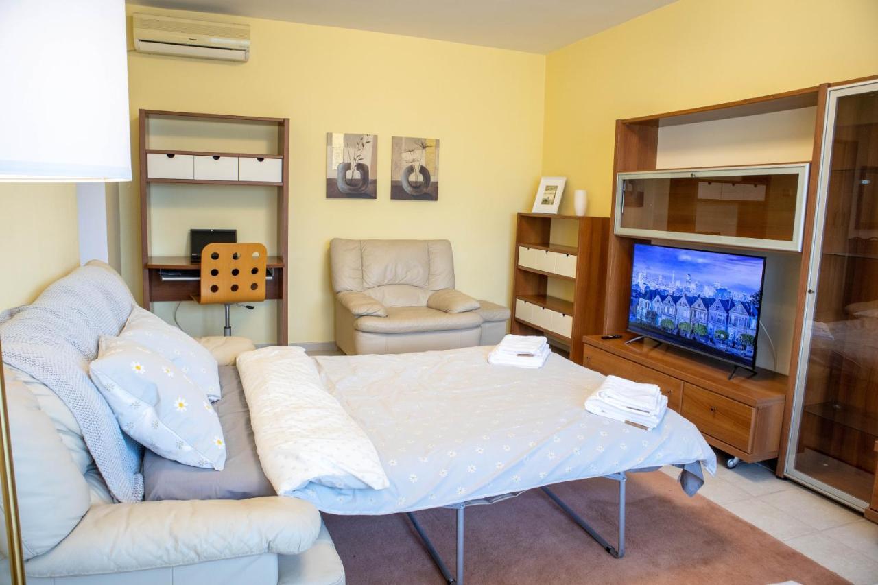 Oak Apartment - Piata Victoriei Bukarest Eksteriør billede